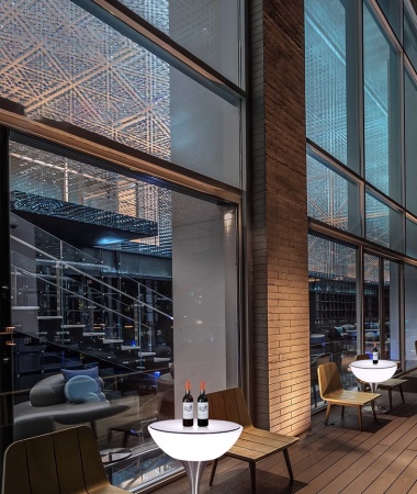 Стол светящийся круглый на металическом основании 60х60х96