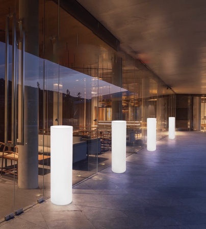 Светильник Цилиндр 30х190 питание от АКБ, RGB Светильник Цилиндр 30х190 питание от АКБ, RGB