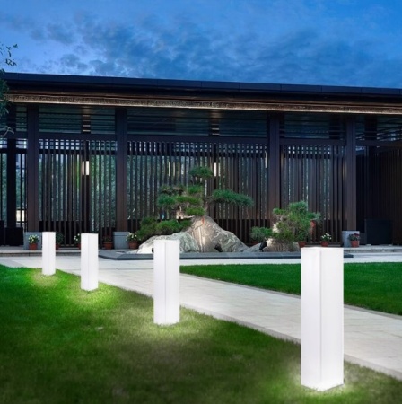 Светильник Колонна 30х45  питание от АКБ, RGB