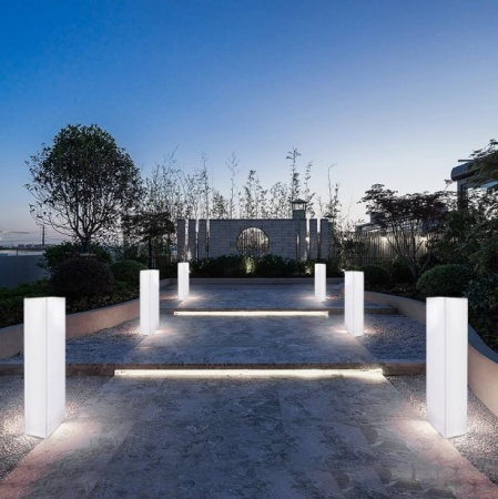 Светильник Колонна 30х190  питание от АКБ, RGB Светильник Колонна 30х190  питание от АКБ, RGB