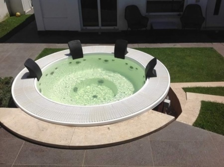 Переливной спа бассейн Sunrans SR818 Переливной спа бассейн Sunrans SR818